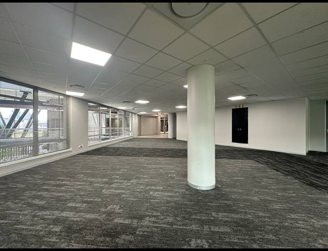 364M² OFFICE TO LET IN SANDTON CENTRAL